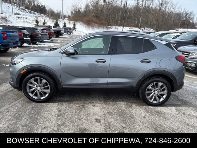 Used 2022 Buick Encore GX Essence w/ Experience Buick Package video 2