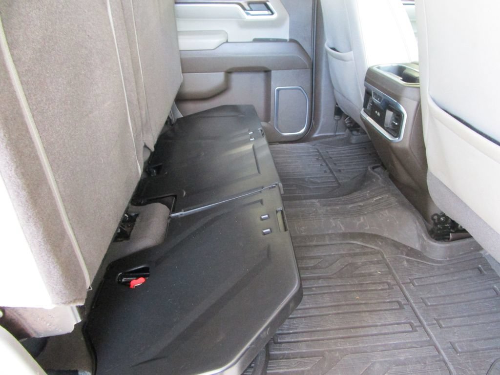 Used 2022 GMC Sierra 1500 SLT w/ SLT Premium Plus Package AWD/4WD image 27