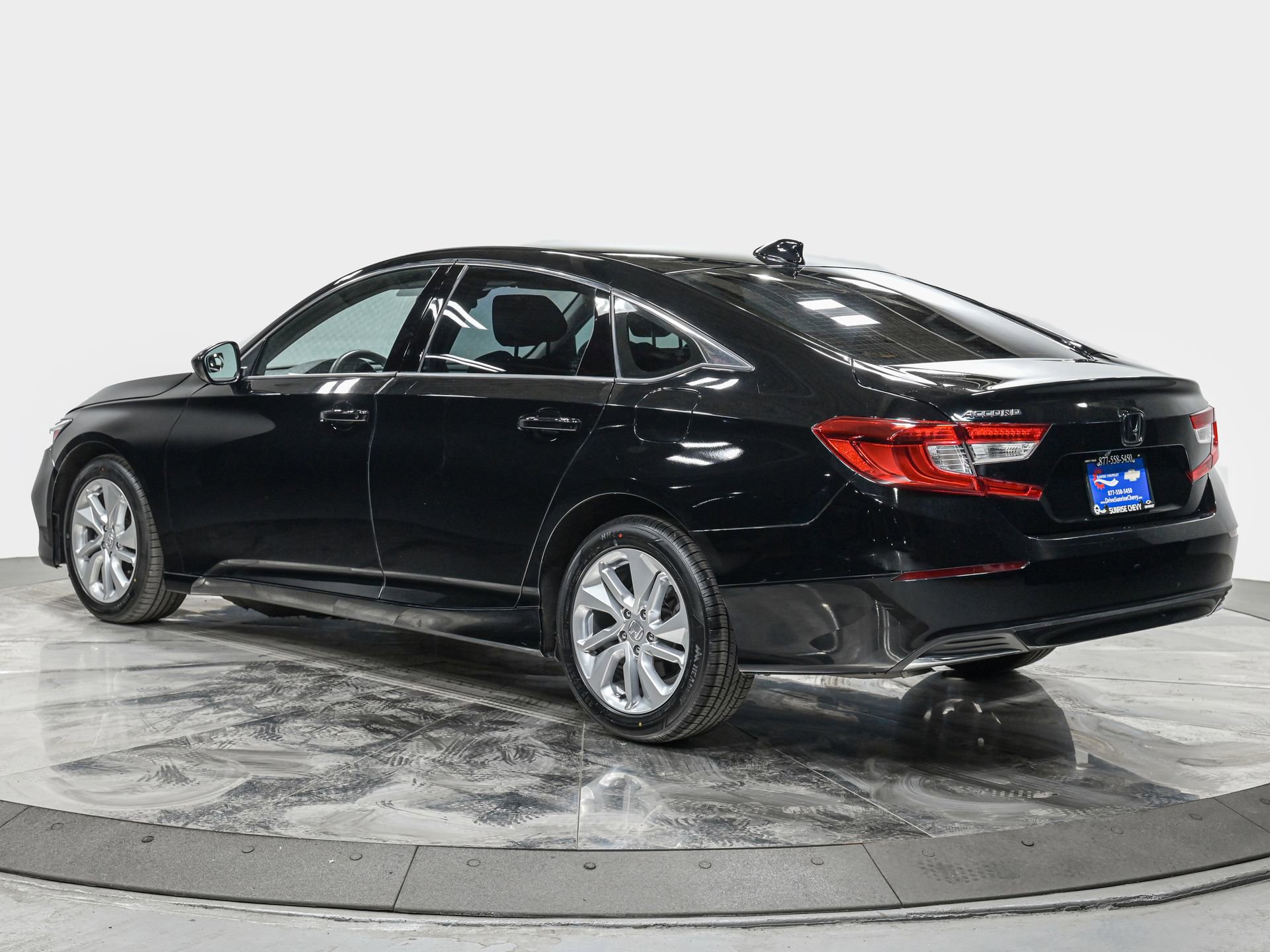 Used 2019 Honda Accord LX image 4