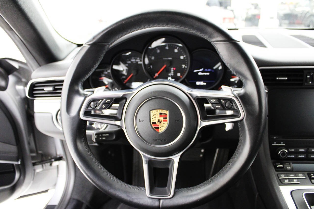 Used 2017 Porsche 911 Carrera image 22