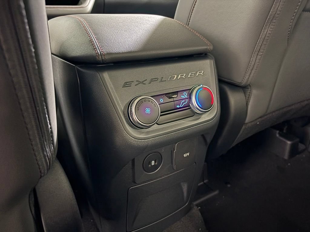 New 2026 Ford Explorer Active w/ Active Comfort Package AWD/4WD image 26