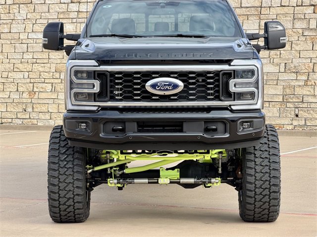 Used 2026 Ford F350 Platinum image 3