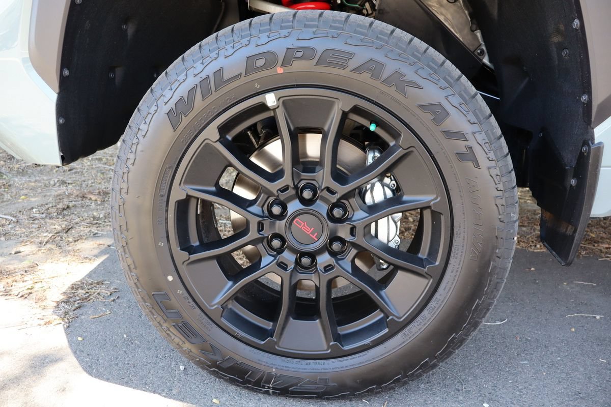 Used 2026 Toyota Tundra Limited w/ TRD Off-Road Package AWD/4WD image 41