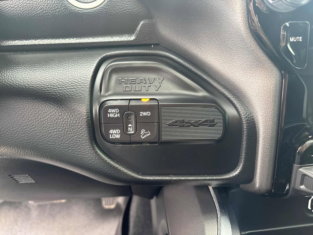 Used 2020 RAM 2500 Laramie image 19