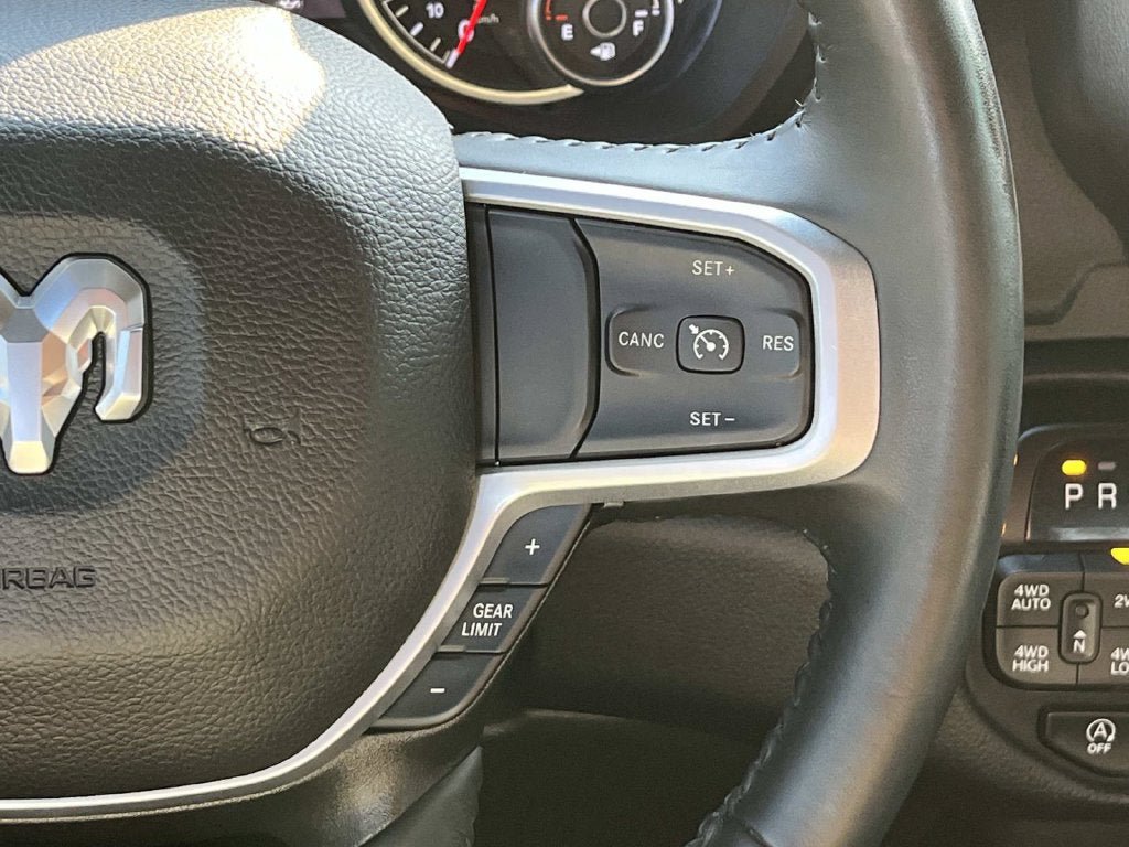 Used 2022 RAM 1500 Big Horn AWD/4WD image 17