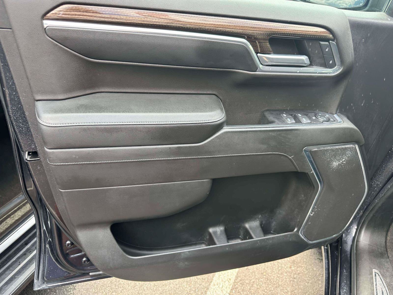 Used 2022 Chevrolet Silverado 1500 LT AWD/4WD image 15