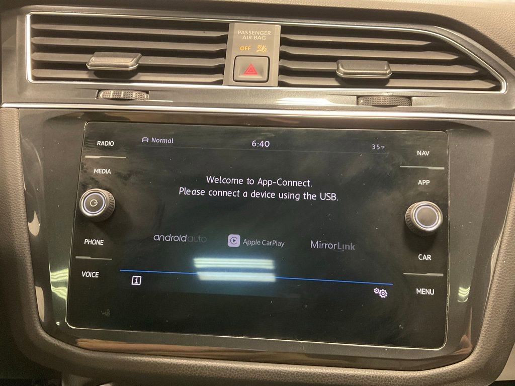 Used 2019 Volkswagen Tiguan SEL R-Line image 15