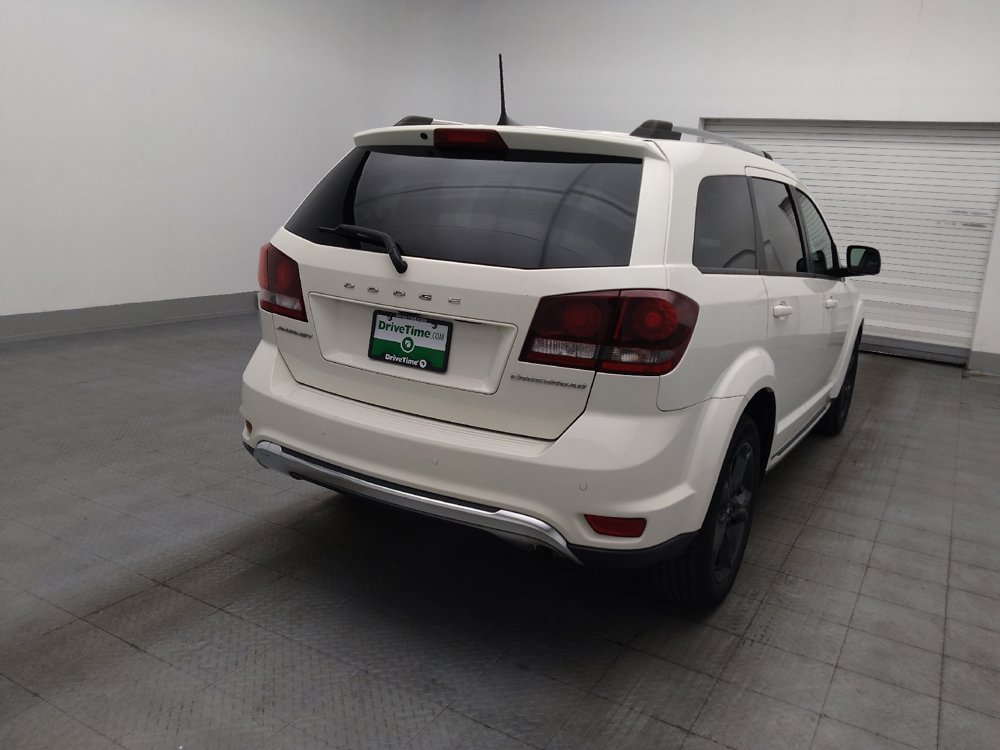 Used 2018 Dodge Journey Crossroad w/ Nav & Sun Group FWD image 7