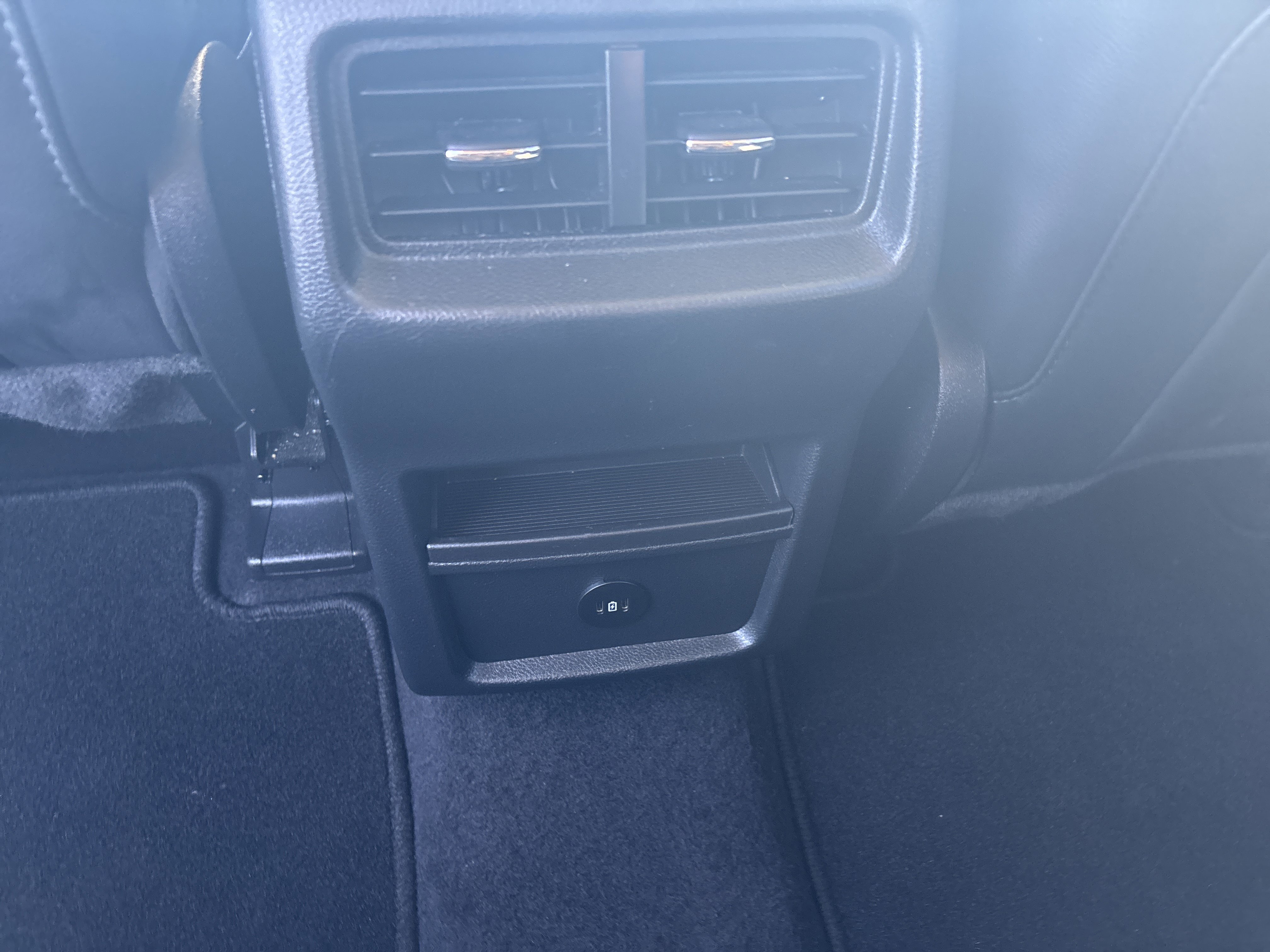 Used 2024 Ford Edge SEL image 14