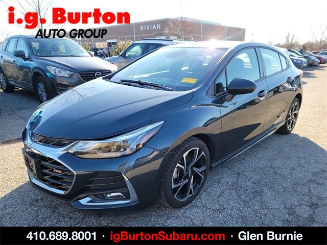 Used 2019 Chevrolet Cruze Premier w/ Sun And Sound Package image 3