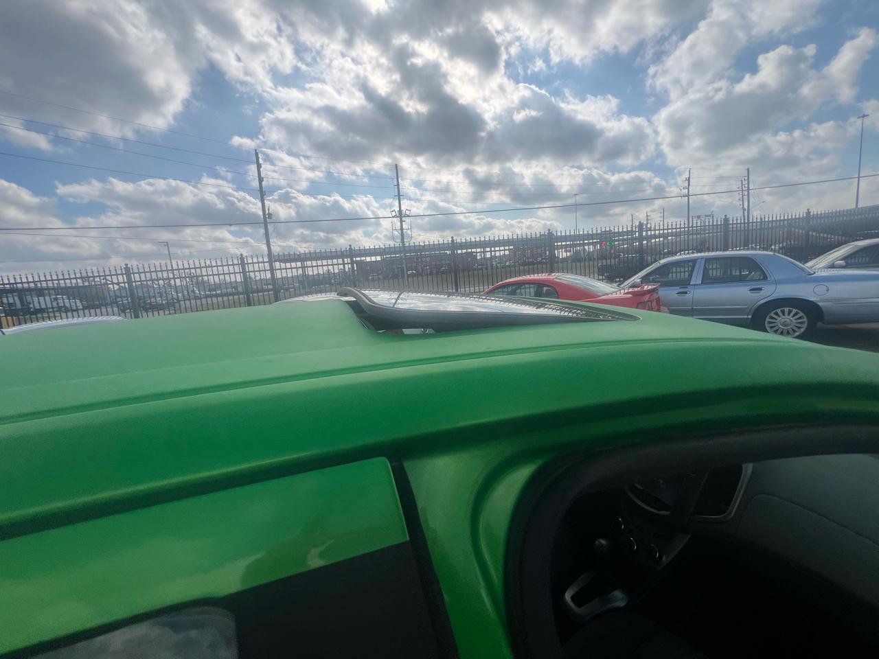 Used 2016 Chevrolet Sonic LT w/ Fun and Sun Package FWD image 29