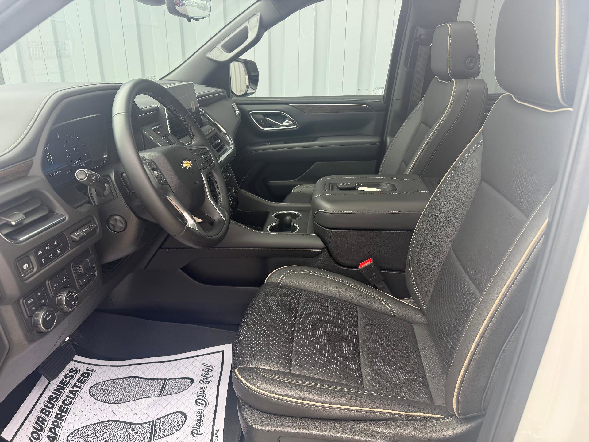 Used 2024 Chevrolet Tahoe Premier w/ Premium Package image 10