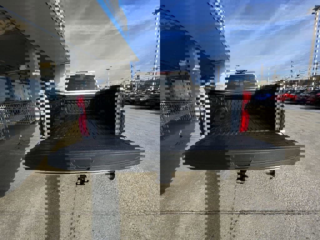 Certified 2024 Chevrolet Silverado 3500 High Country w/ High Country Premium Package image 25