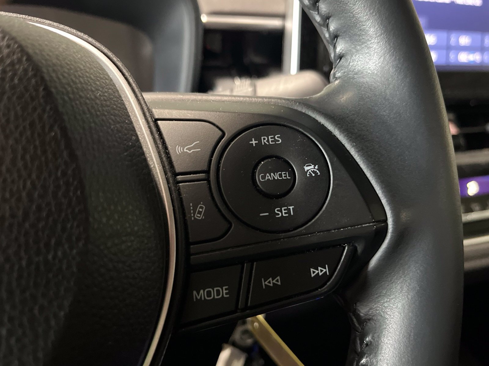 Used 2021 Toyota Corolla SE FWD image 24