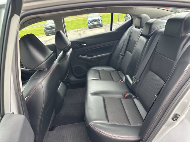 Used 2023 Nissan Altima 2.5 SR FWD image 25