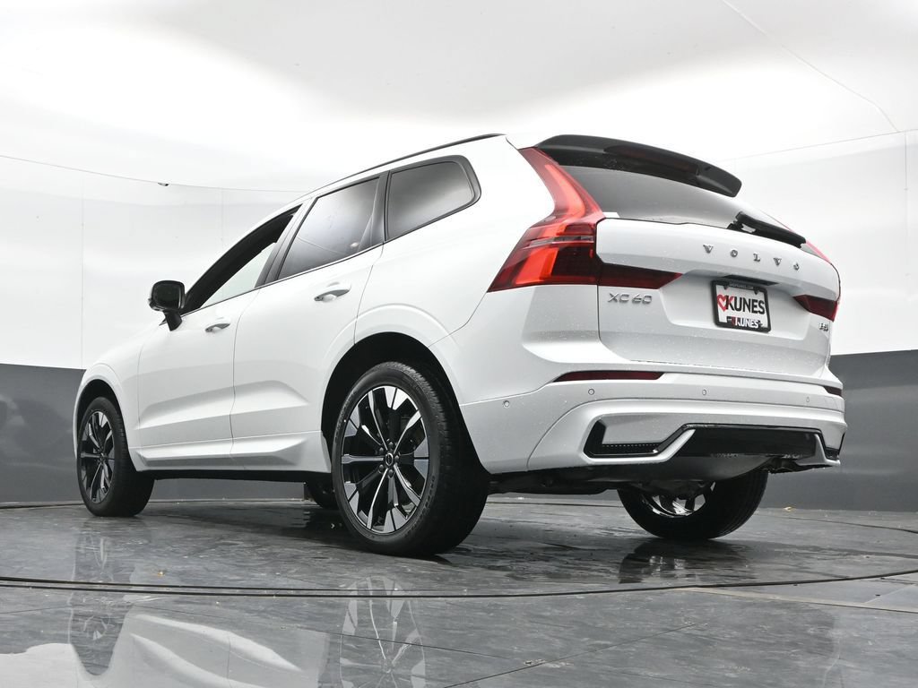 New 2026 Volvo XC60 B5 Plus w/ Climate Package AWD/4WD image 46