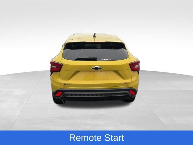 Certified 2024 Chevrolet Trax RS w/ Driver Confidence Package image 4