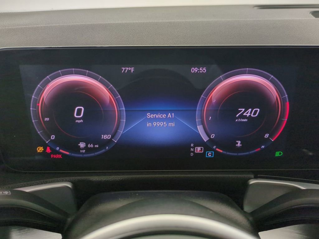 Used 2022 Mercedes-Benz GLB 250 image 35