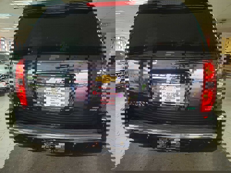 Used 2012 Chevrolet Suburban LTZ image 6