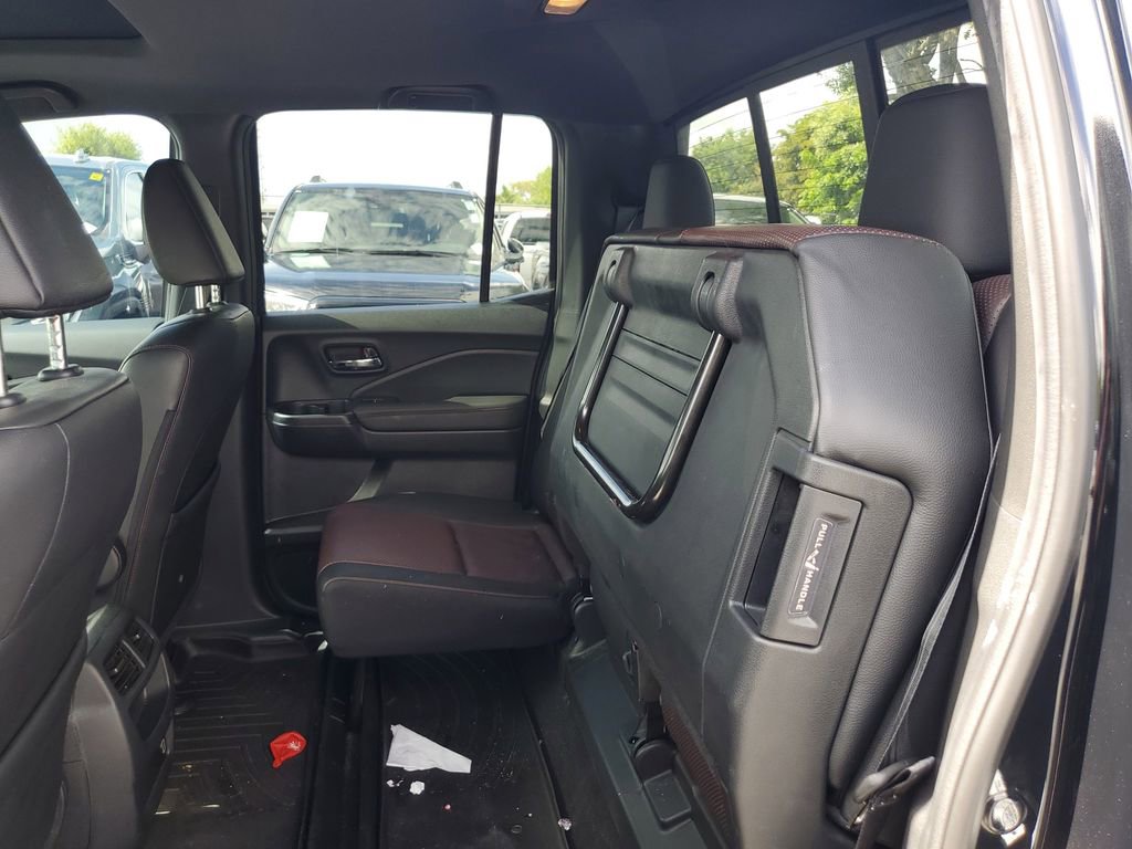 Used 2023 Honda Ridgeline Black Edition image 17