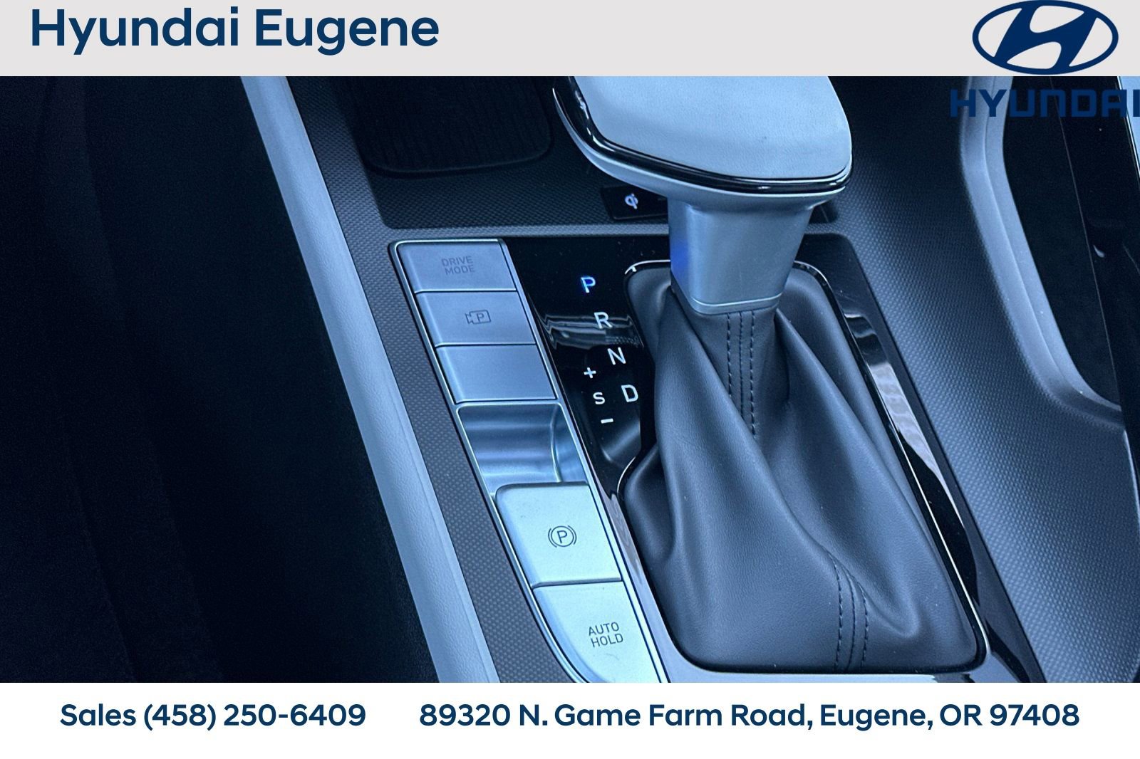 Used 2025 Hyundai Elantra Limited w/ Cargo Package image 26