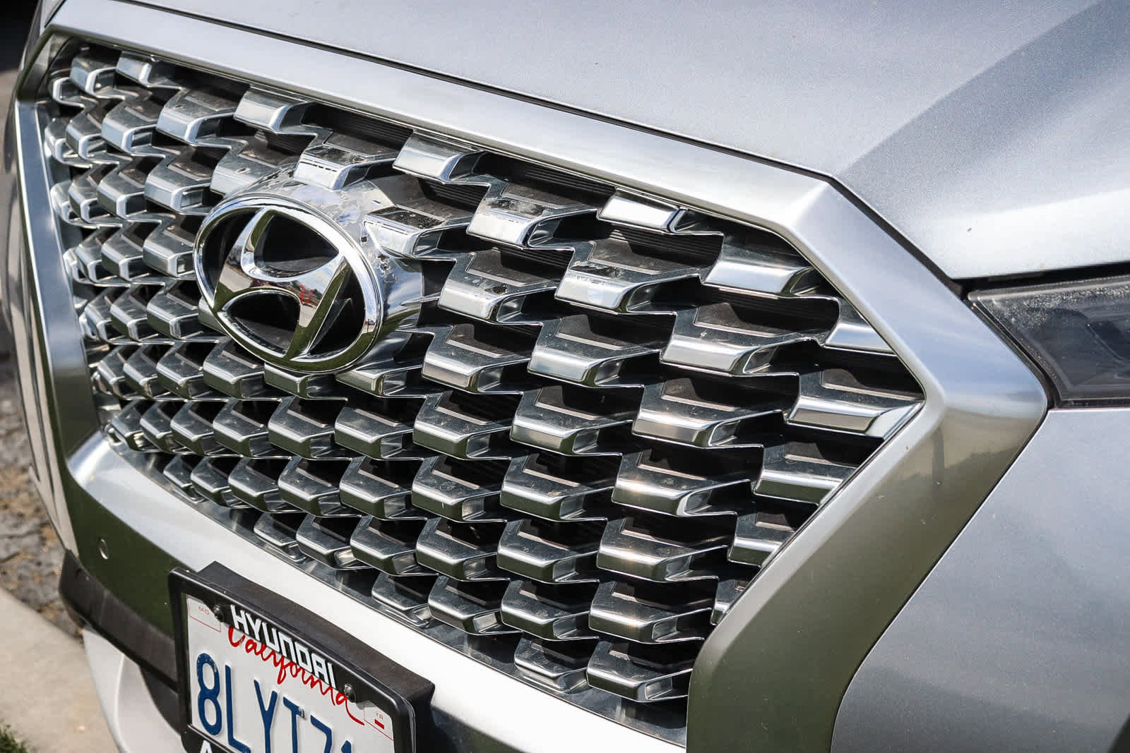 Used 2020 Hyundai Palisade SEL w/ Convenience Package image 3