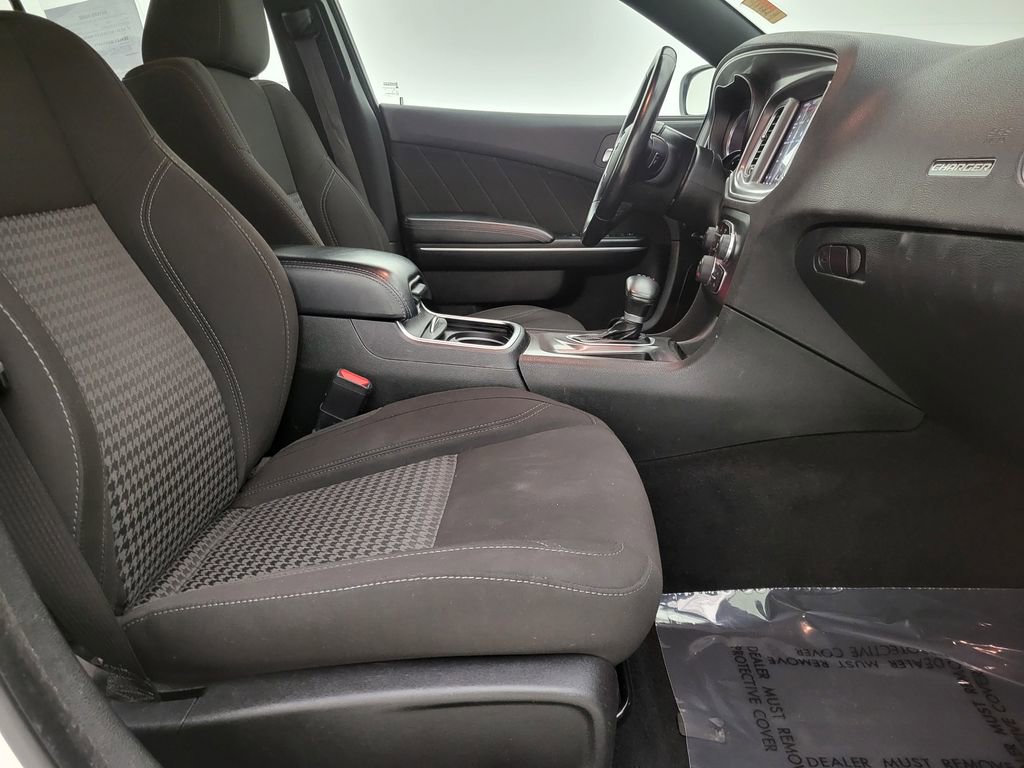 Used 2023 Dodge Charger SXT image 33