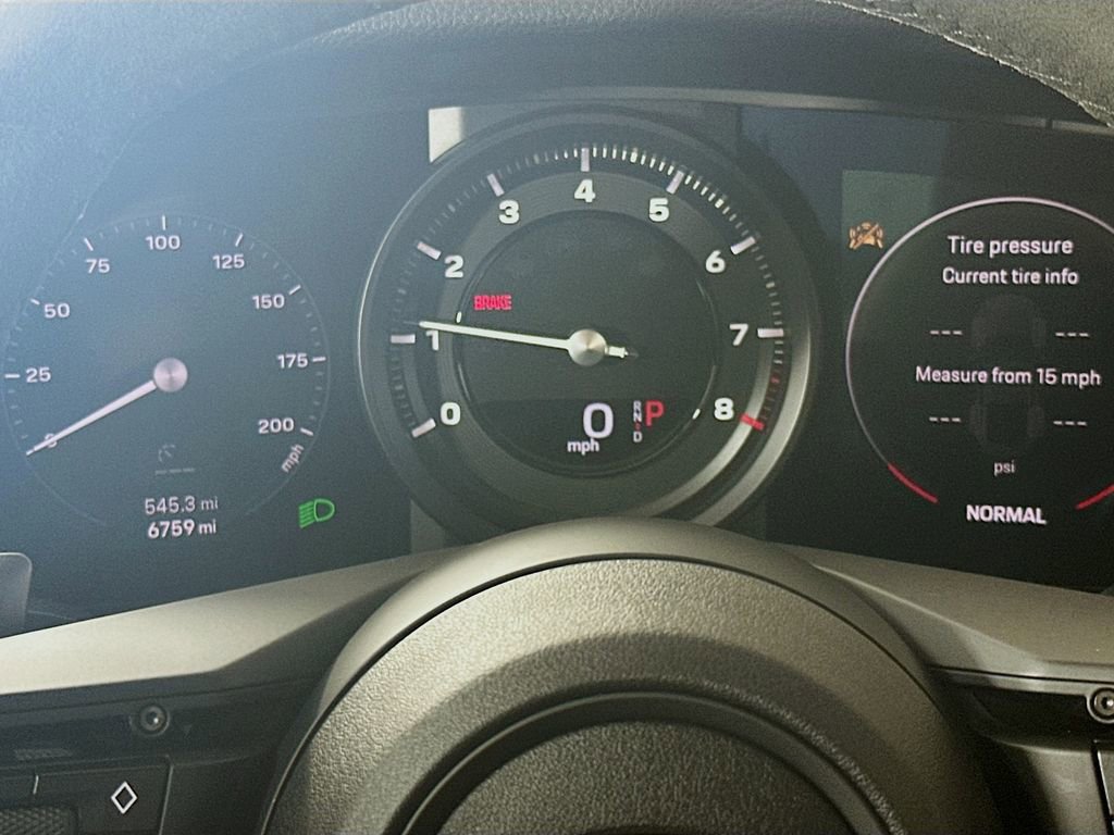 Certified 2024 Porsche 911 Carrera image 13