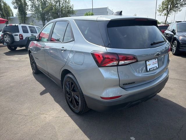 Used 2023 Chevrolet Equinox LS w/ LS Convenience Package AWD/4WD image 5