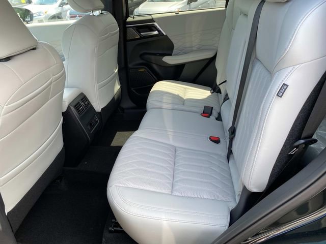 New 2025 Mitsubishi Outlander AWD image 7