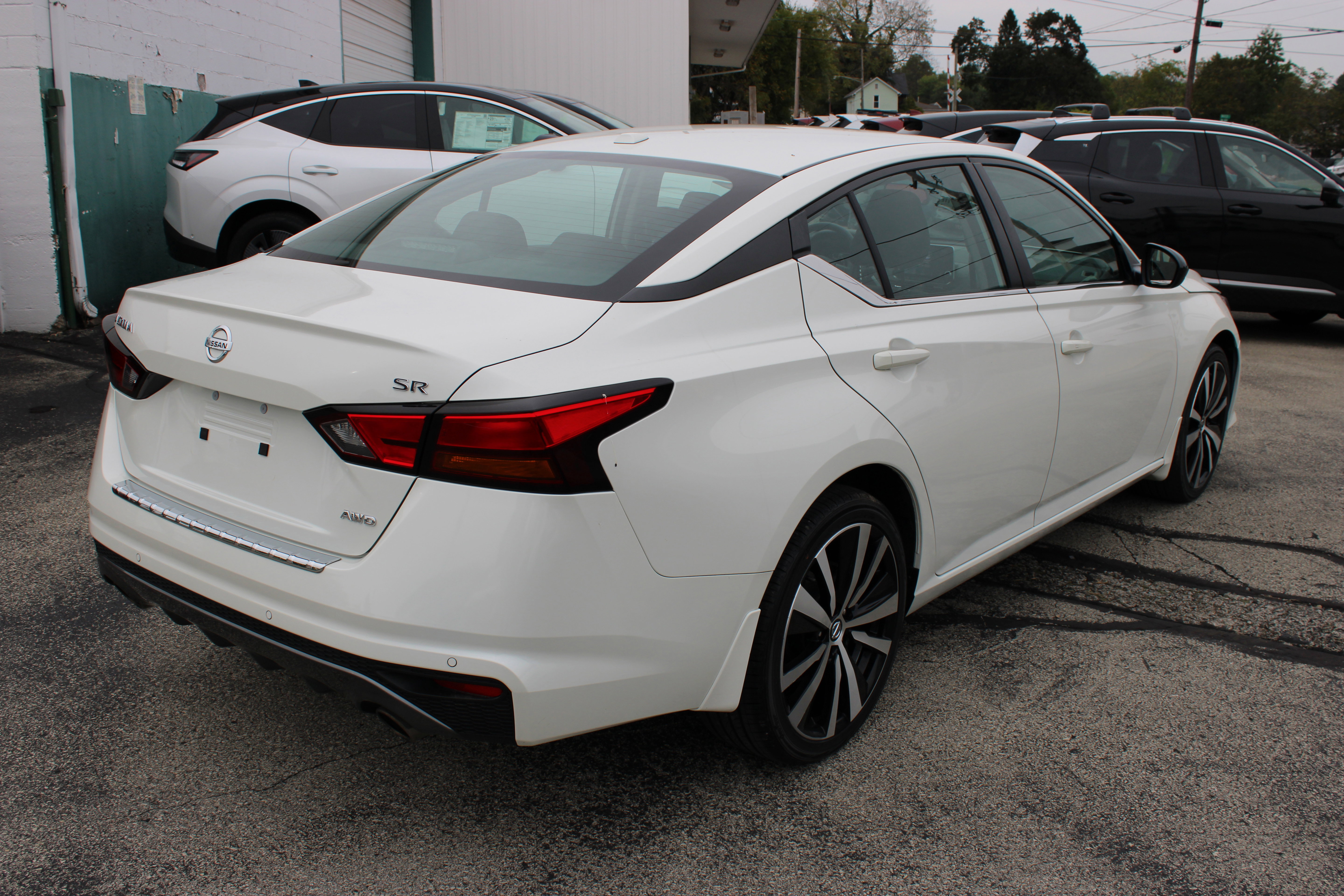 Certified 2022 Nissan Altima 2.5 SR image 6