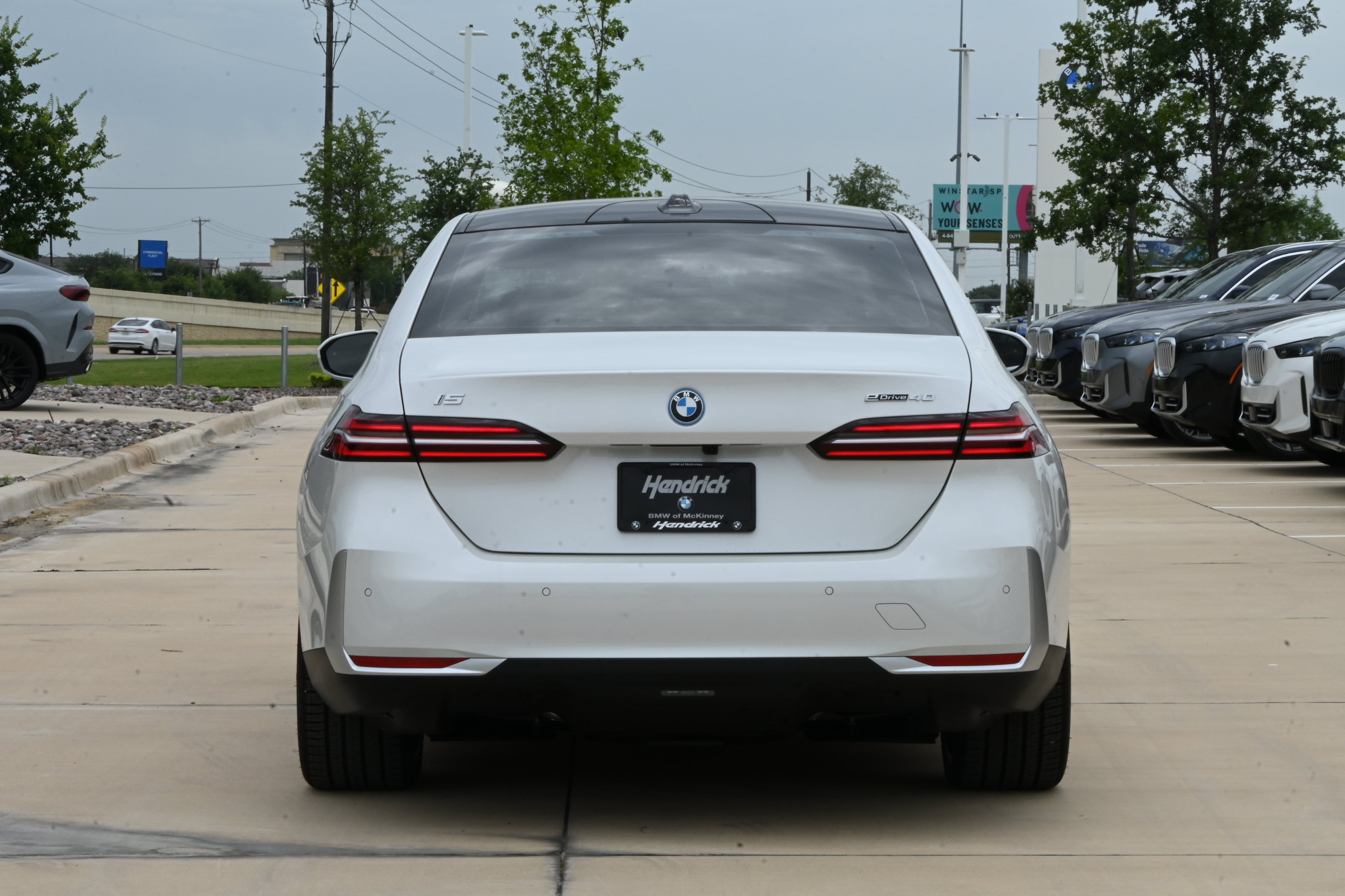 New 2027 BMW i5 eDrive40 RWD image 7