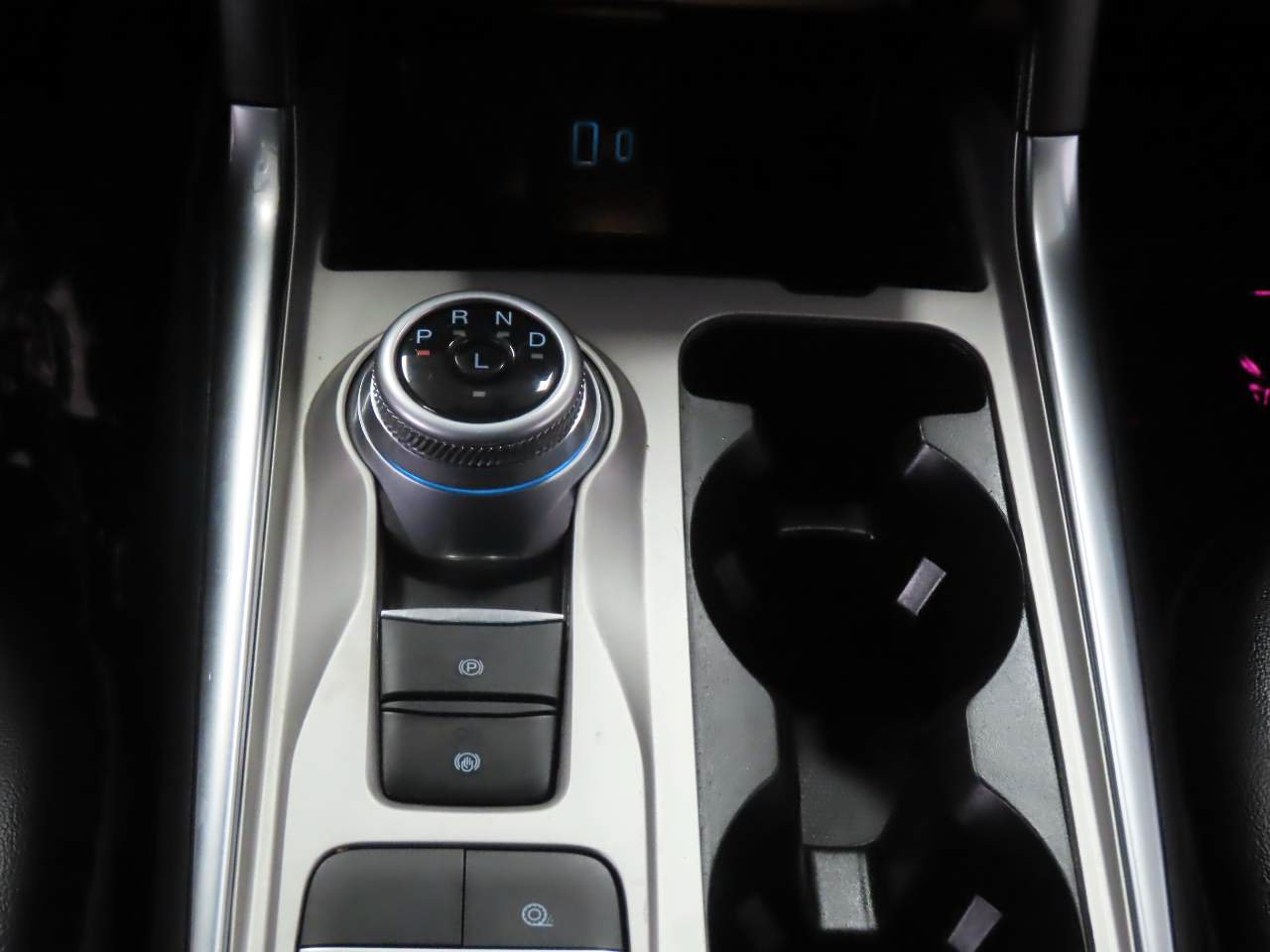 Used 2023 Ford Explorer Limited w/ Limited Technology Package RWD image 11