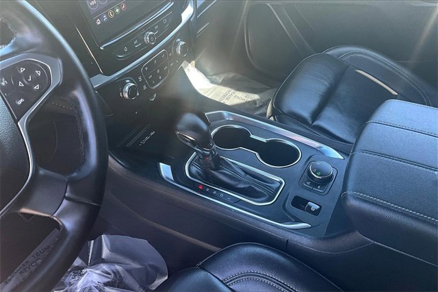 Used 2023 Chevrolet Traverse LT image 13