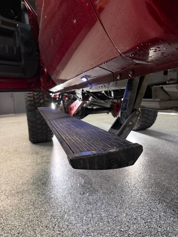 Used 2016 Ford F250 Platinum w/ FX4 Off-Road Package AWD/4WD image 20