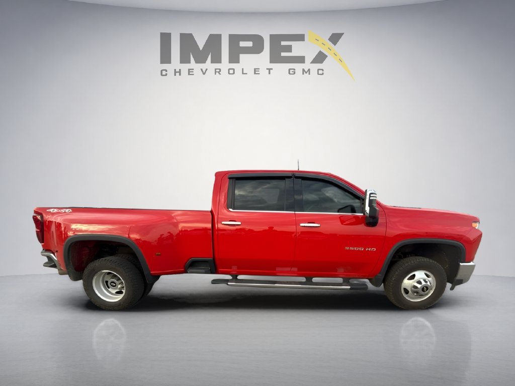 Used 2022 Chevrolet Silverado 3500 LTZ w/ LTZ Convenience Package AWD/4WD image 6