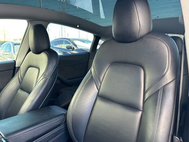 Used 2023 Tesla Model Y Performance image 10
