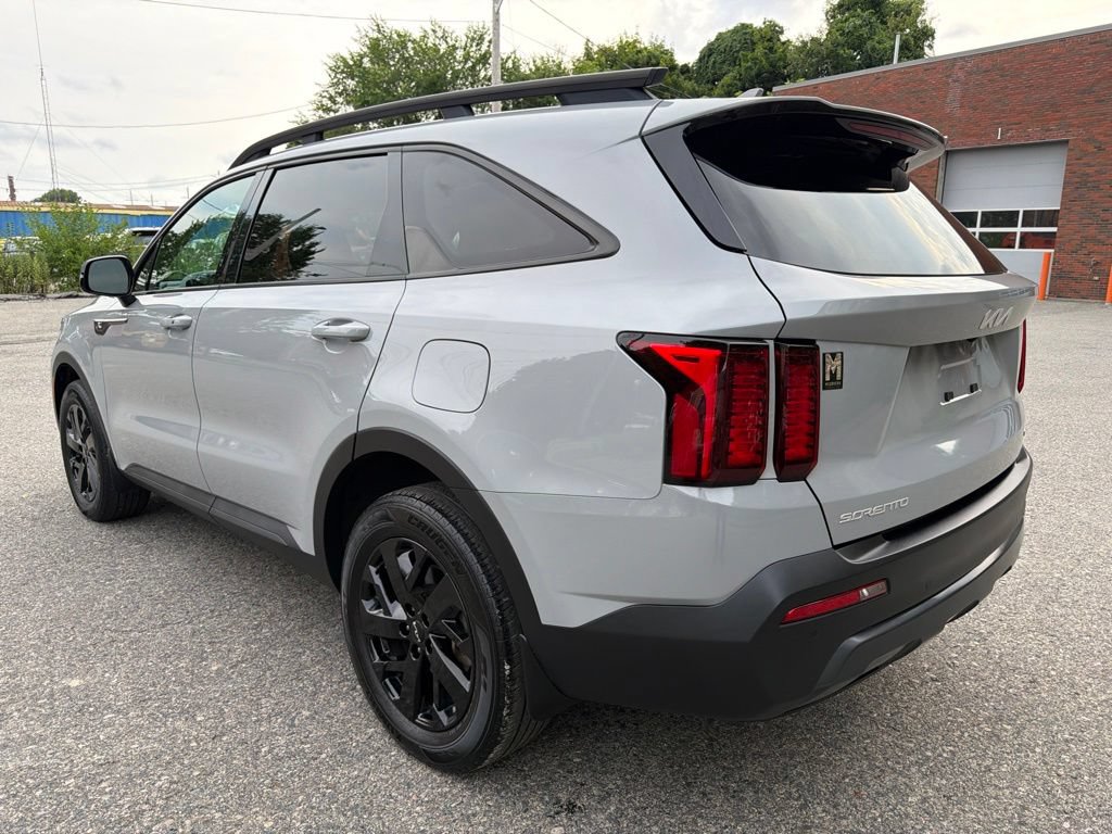 Certified 2023 Kia Sorento S w/ Panoramic Sunroof Package AWD/4WD image 4