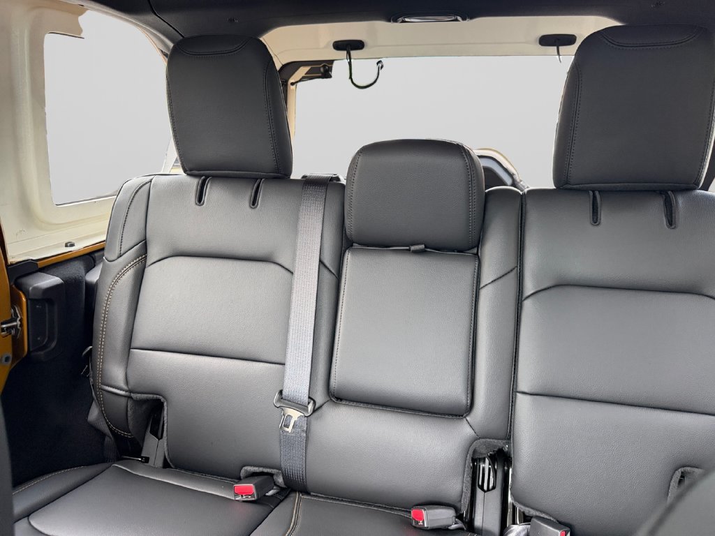 New 2026 Jeep Wrangler Unlimited Sahara AWD/4WD image 16