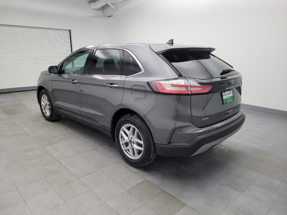Used 2022 Ford Edge SEL image 3