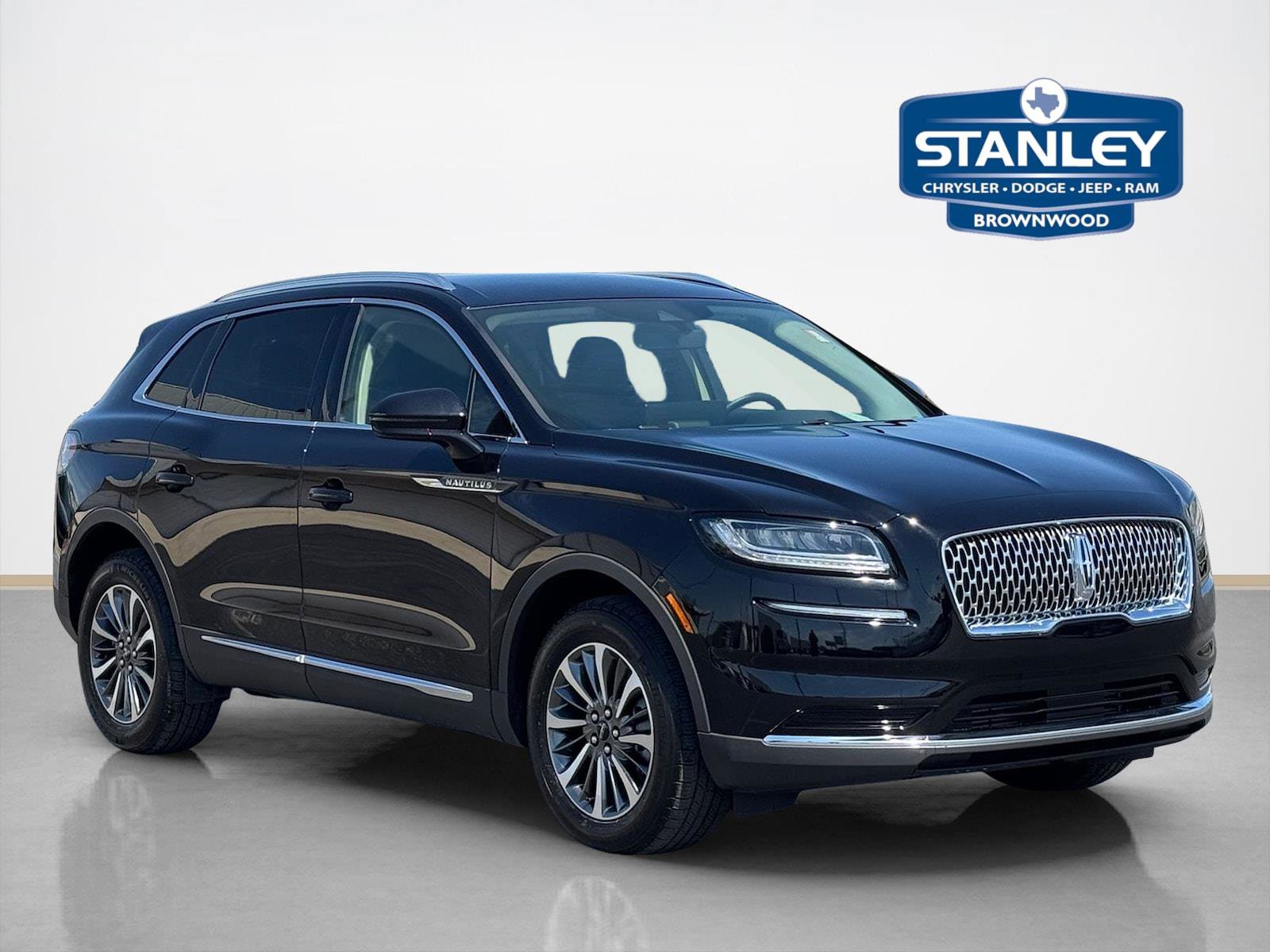 Used 2023 Lincoln Nautilus AWD image 1