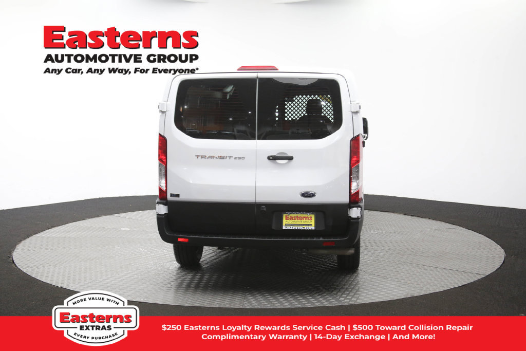 Used 2023 Ford Transit 250 Low Roof w/ Exterior Upgrade Package RWD image 38