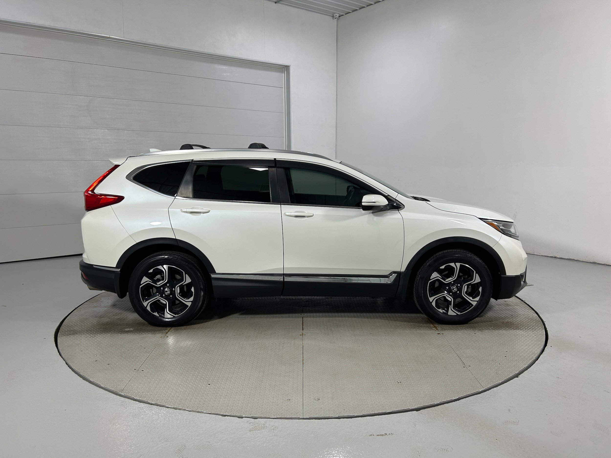 Used 2018 Honda CR-V Touring image 36