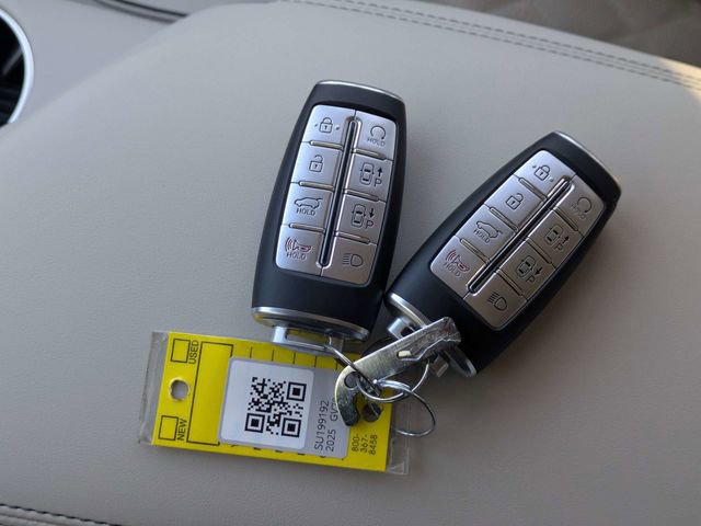 Used 2025 Genesis GV70 3.5T Sport w/ Sport Prestige Package AWD/4WD image 35