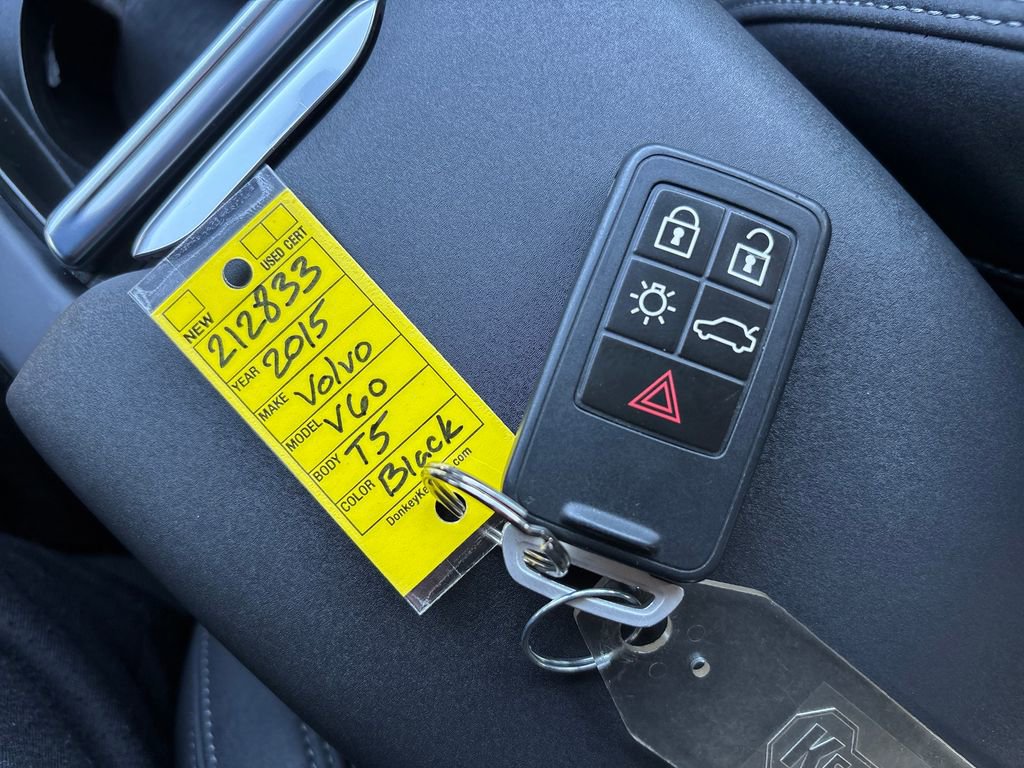 Used 2015 Volvo V60 T5 image 27