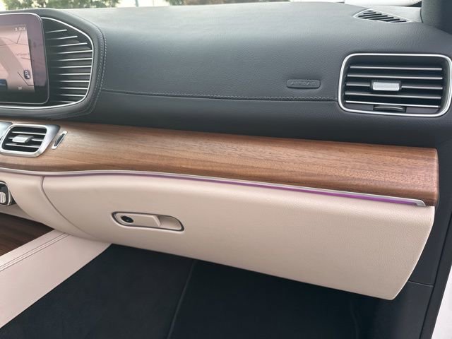 Used 2025 Mercedes-Benz GLS 450 4MATIC image 43