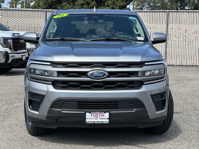 Used 2024 Ford Expedition XLT RWD image 2