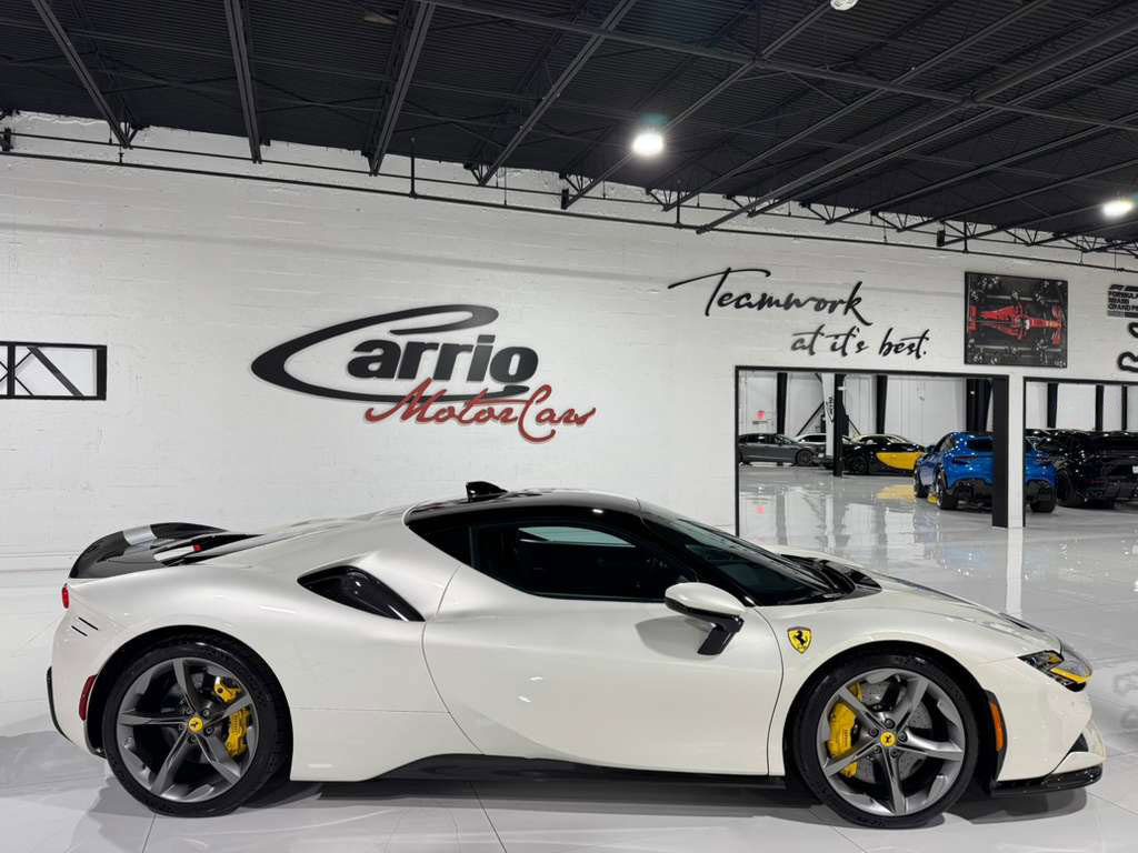 Used 2021 Ferrari SF90 Stradale image 8