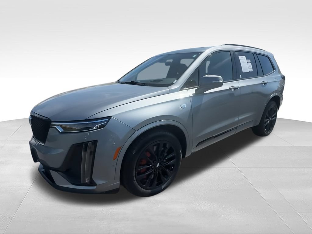 Used 2024 Cadillac XT6 Sport w/ LPO, ONYX Package AWD/4WD image 4