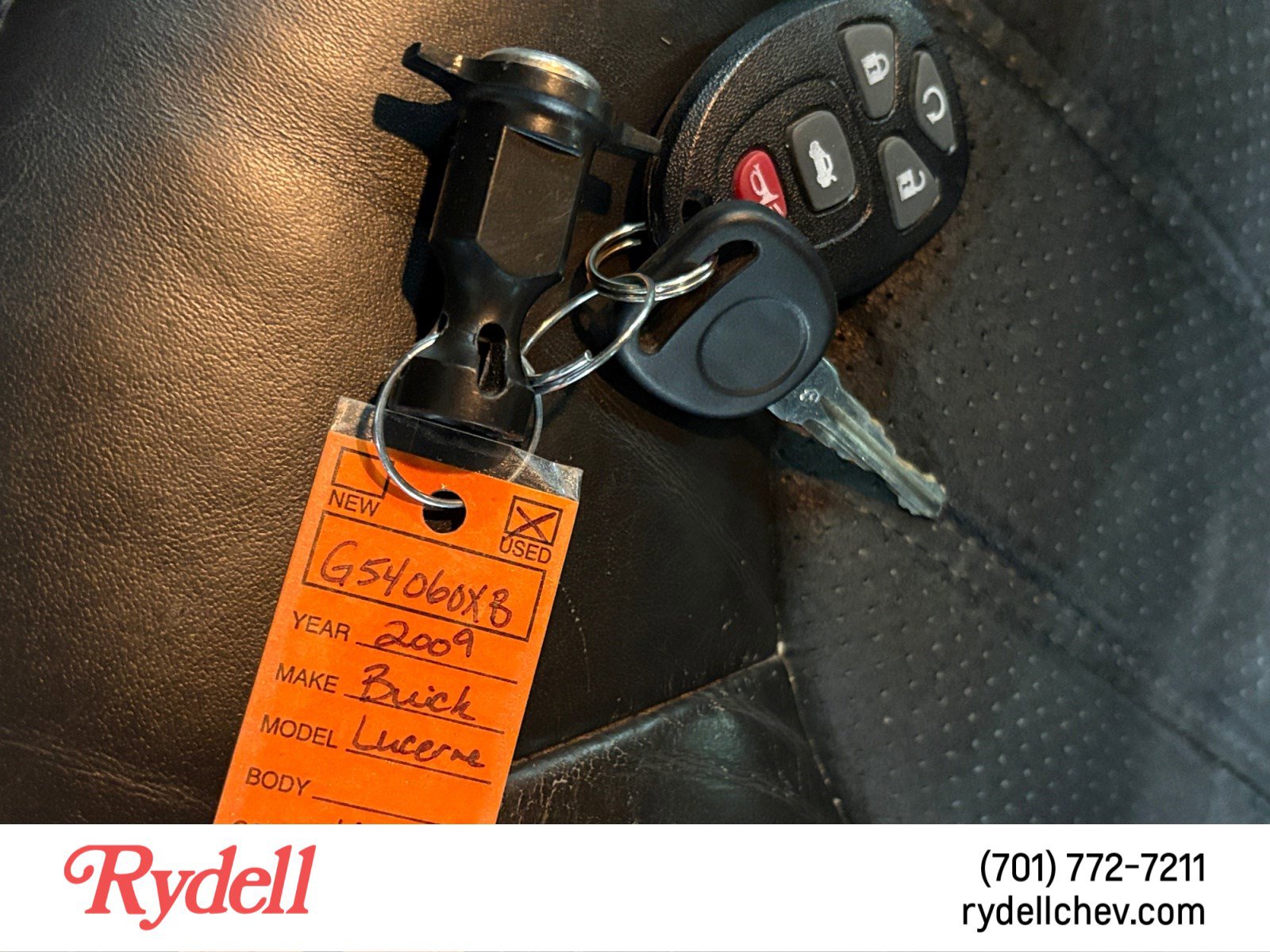 Used 2009 Buick Lucerne Super FWD image 21